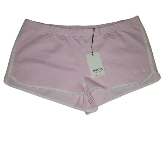 Aritzia Pants - NWT Aritzia Terry Sweatfleece Snug Lo-rise Dolphin Short- L